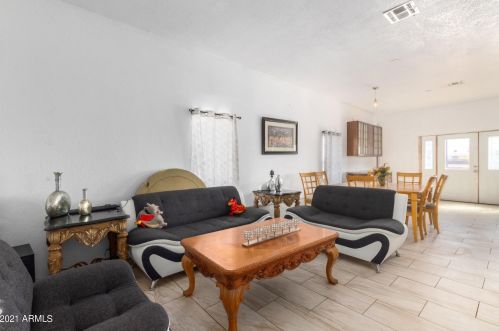 2938 Coronado Rd, Phoenix AZ 85008-3825 exterior