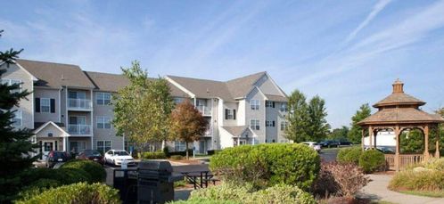 1 Avalon Dr, Weymouth MA  02188-4600 exterior