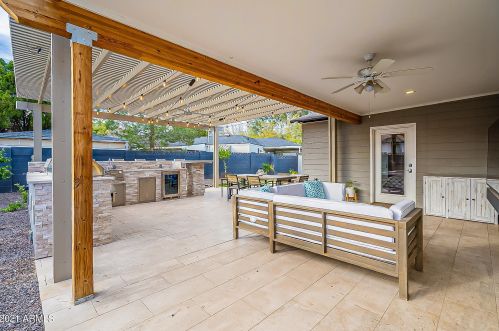 5136 2nd St, Phoenix AZ 85086-3406 exterior