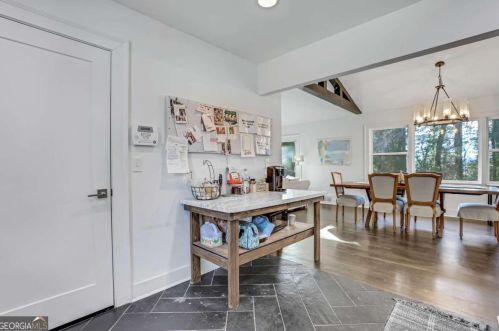 1488 Brk Vly Ln, Atlanta GA 30324-3264 exterior