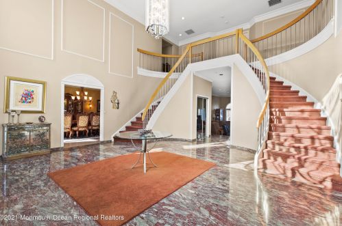 23 Coventry Dr, Tinton Falls NJ  07712-2556 exterior