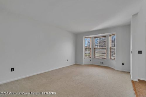 111 Picadilly Dr, Jackson Twp NJ  08527-1290 exterior