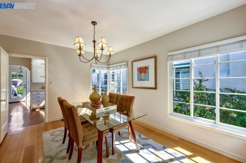 924 Brg Rd, San Leandro CA 94577-3805 exterior