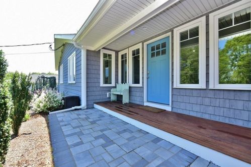 22 Eagle Hill Dr, Plymouth MA  02360-1908 exterior