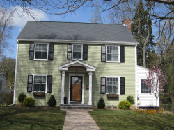 255 Jackson St, Newton, MA 02459-2523