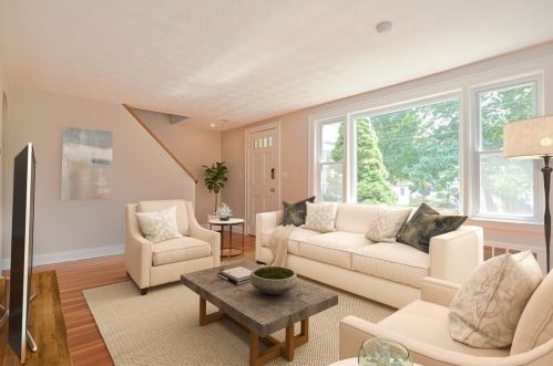 20 Corbett Ave, Dedham, MA 02026-1716