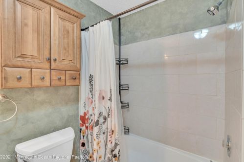 603 Sequoia Ct, Jackson Twp NJ  08527-4003 exterior