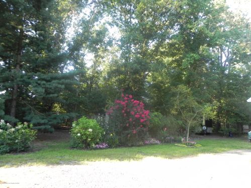 137 Jackson Ml Rd, Jackson Twp NJ 08527-4447 exterior