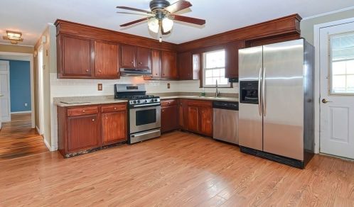 19 Middlesex Ave, Worcester MA 01604-1931 exterior