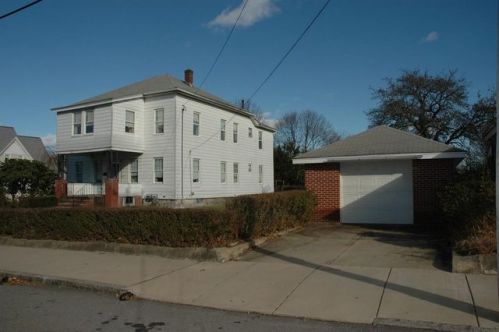 509 Howard St, Lawrence, MA 01841-2125