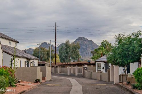 1124 Belmont Ave, Phoenix AZ 85051-6765 exterior