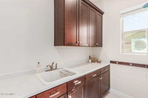 7810 29 Pl, Phoenix AZ 85008-1114 exterior