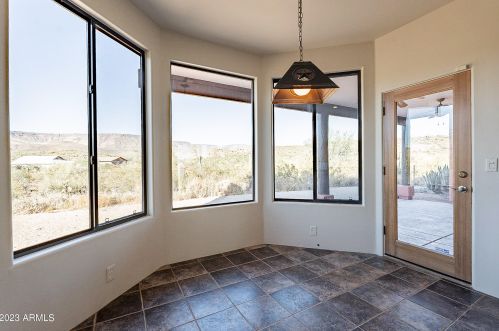 48909 3rd Ave, Phoenix AZ 85027-4700 exterior