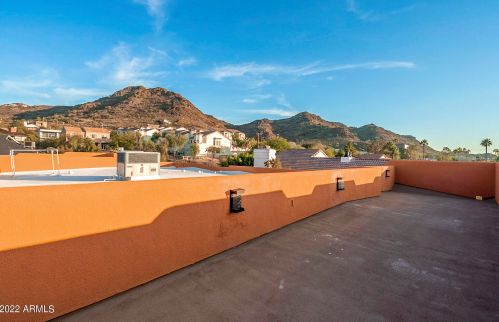 9032 14 Pl, Phoenix AZ 85014-4210 exterior