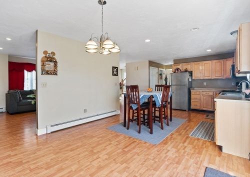 305 Detroit St, Fall River MA 02721-4904 exterior