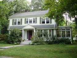 28 Mossfield Rd, Newton, MA 02468-1922