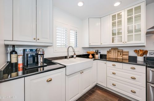 3129 41 Pl, Phoenix AZ 85042-6392 exterior