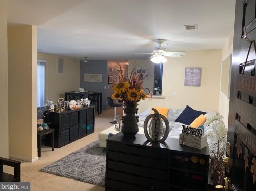 110 Lionheart Ln, West Deptford NJ  08086-2253 exterior