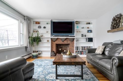 251 Forest St, Arlington, MA 02474-1364