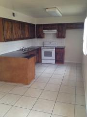 6335 Flower St, Phoenix AZ  85033-5233 exterior