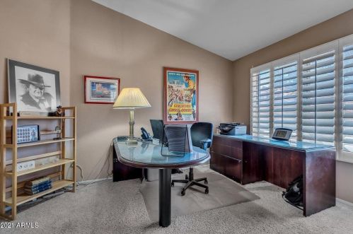 2145 Cathedral Rock Dr, Phoenix AZ 85048-8909 exterior