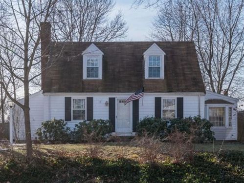 22 Sycamore Ln, Hingham, MA 02043-1728