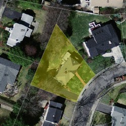 105 Wendell Rd, Newton MA 02459-2946 aerial view