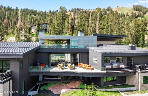 143 White Pne Cyn Rd, Park City UT 84060-6505 exterior