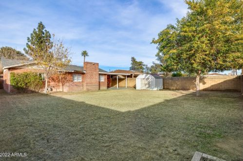 1611 Fairmount Ave, Phoenix AZ 85016-6900 exterior