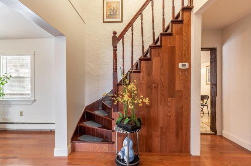 140 Norfolk St, Worcester MA 01604-2910 exterior