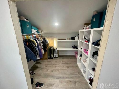 78 Hagaman St, Carteret NJ  07008-1946 exterior