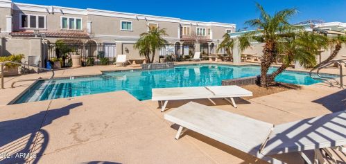 5213 16 Dr, Phoenix AZ 85015-1424 exterior