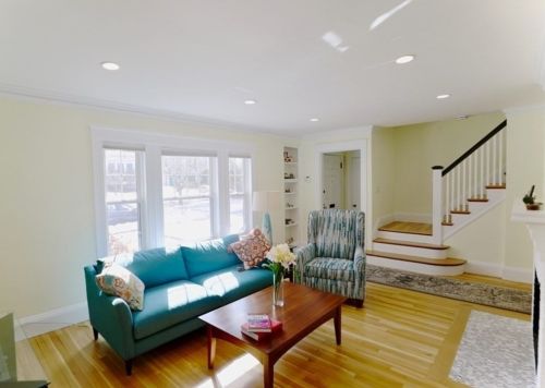 63 Canterbury Rd, Newton, MA 02461-1319