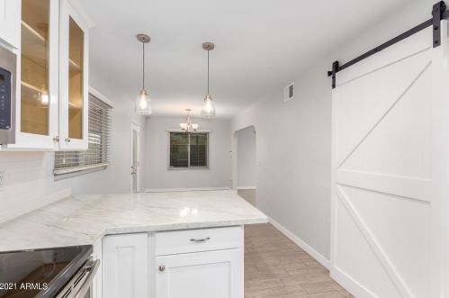 3132 15th Ave, Phoenix AZ 85015-4204 exterior