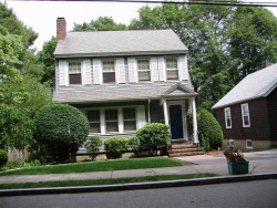 40 Circuit Ave, Newton, MA 02461-1603