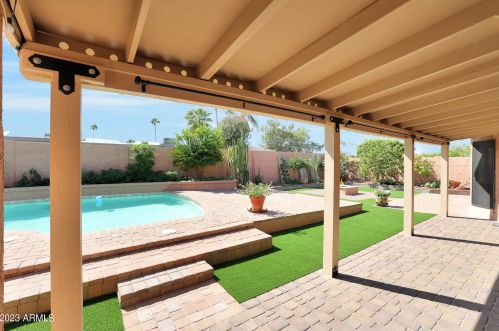 901 Beck Ln, Phoenix AZ  85022-3505 exterior