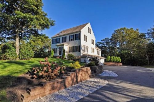 96 Summit Rd, Plymouth MA  02360-1914 exterior