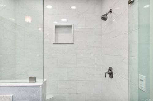 4042 Glenwood St, Irvine CA 92604-2223 exterior