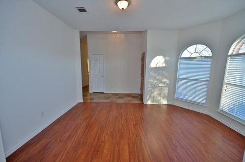 3807 Rosewood Ln, Garland TX  75048-6131 exterior