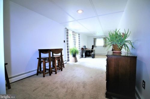 28150 Gaunts Brg Rd, Columbus NJ 08022-1813 exterior