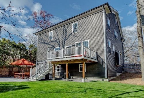 330 Rdg St, Arlington MA 02474-1719 exterior