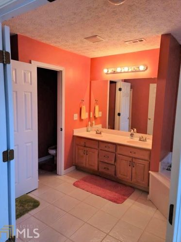 297 Sunderland Way, Stockbridge GA 30281-7956 exterior