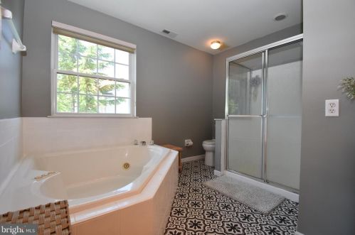 11 Waterview Dr, Erial NJ  08081-1683 exterior