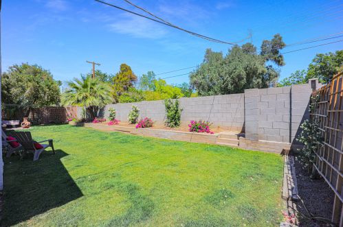 8133 16 Dr, Phoenix AZ 85015-1426 exterior