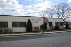 60 Farwell St, Newton, MA 02460-1005