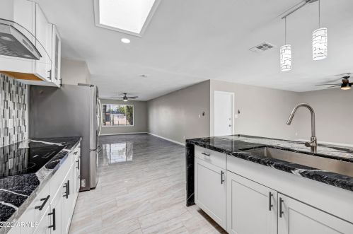 3309 Cholla St, Phoenix AZ 85029-3817 exterior