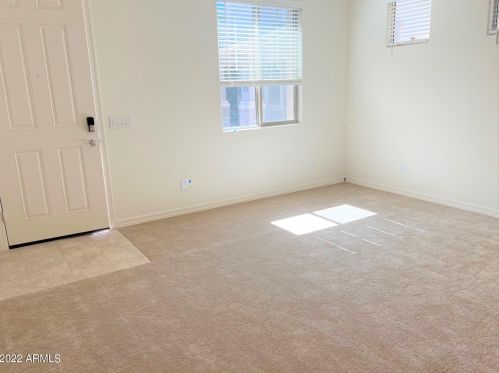 3916 58th Ln, Phoenix AZ  85043-1733 exterior