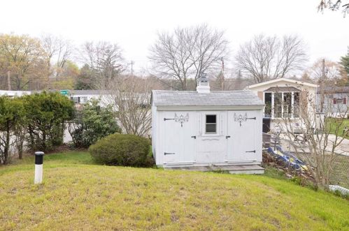 48 Waverly St, Taunton MA  02780-1447 exterior