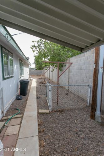 2102 Fairmount Ave, Phoenix AZ 85015-5306 exterior