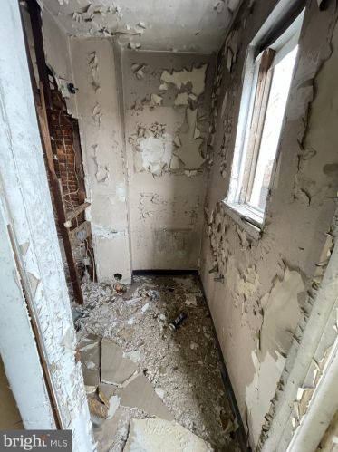 1923 20 St, Philadelphia PA 19145-2801 exterior